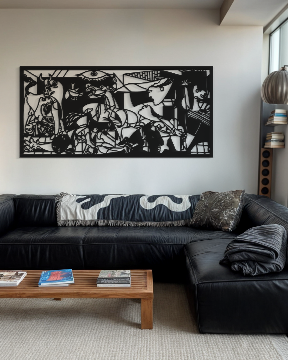 Cuadro silueta del Guernica de Picasso colgado en salón moderno con sofá negro